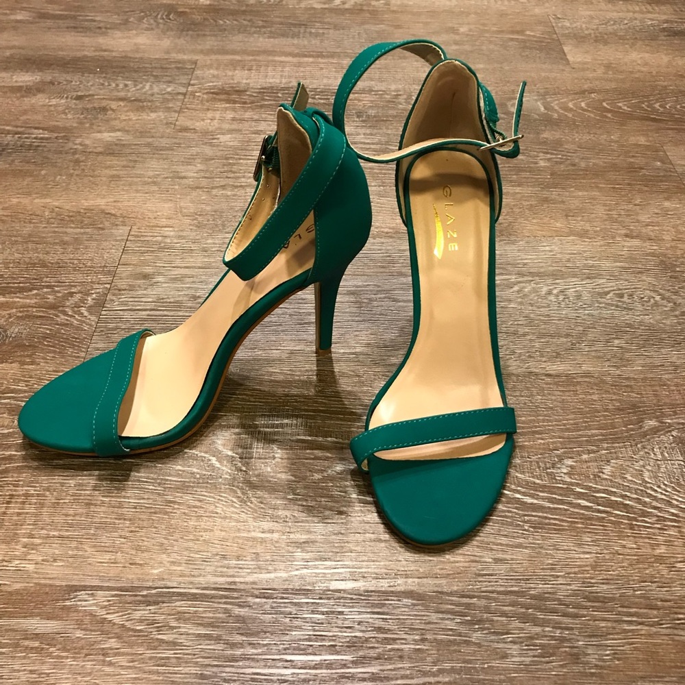 Green strappy heels size 8